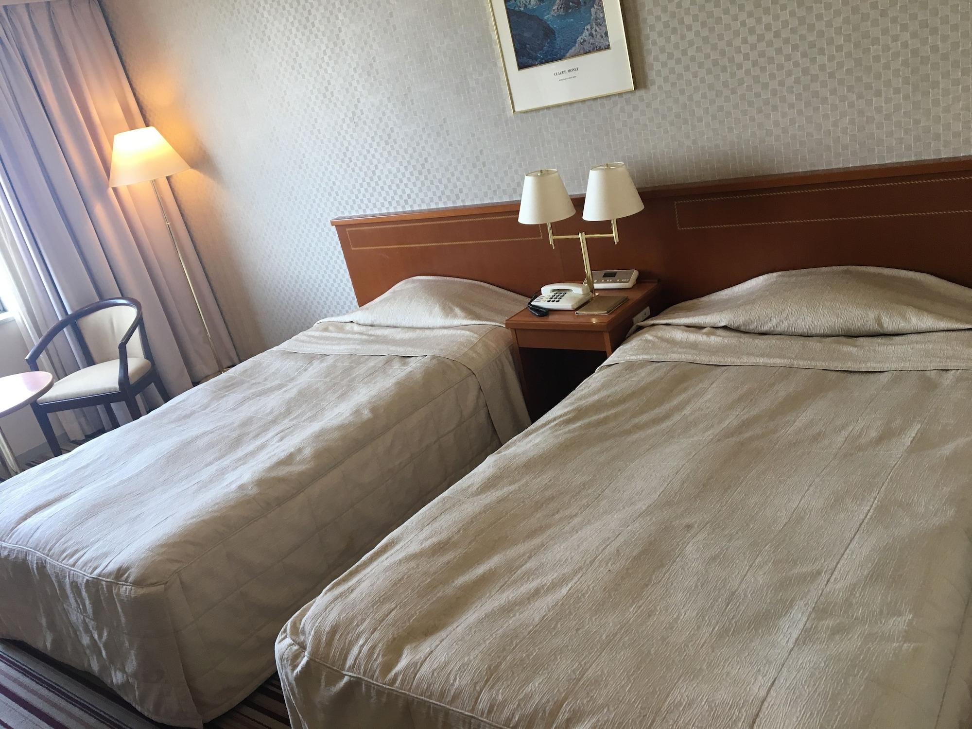 קיטקיושו Hotel Crown Palais Kokura מראה חיצוני תמונה