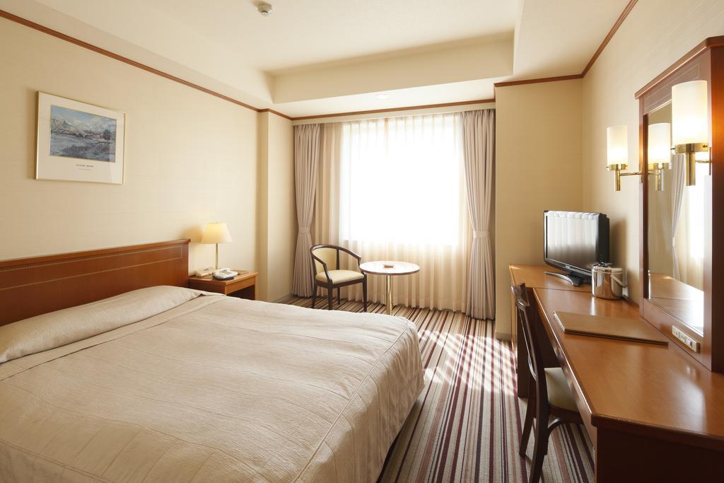 קיטקיושו Hotel Crown Palais Kokura מראה חיצוני תמונה